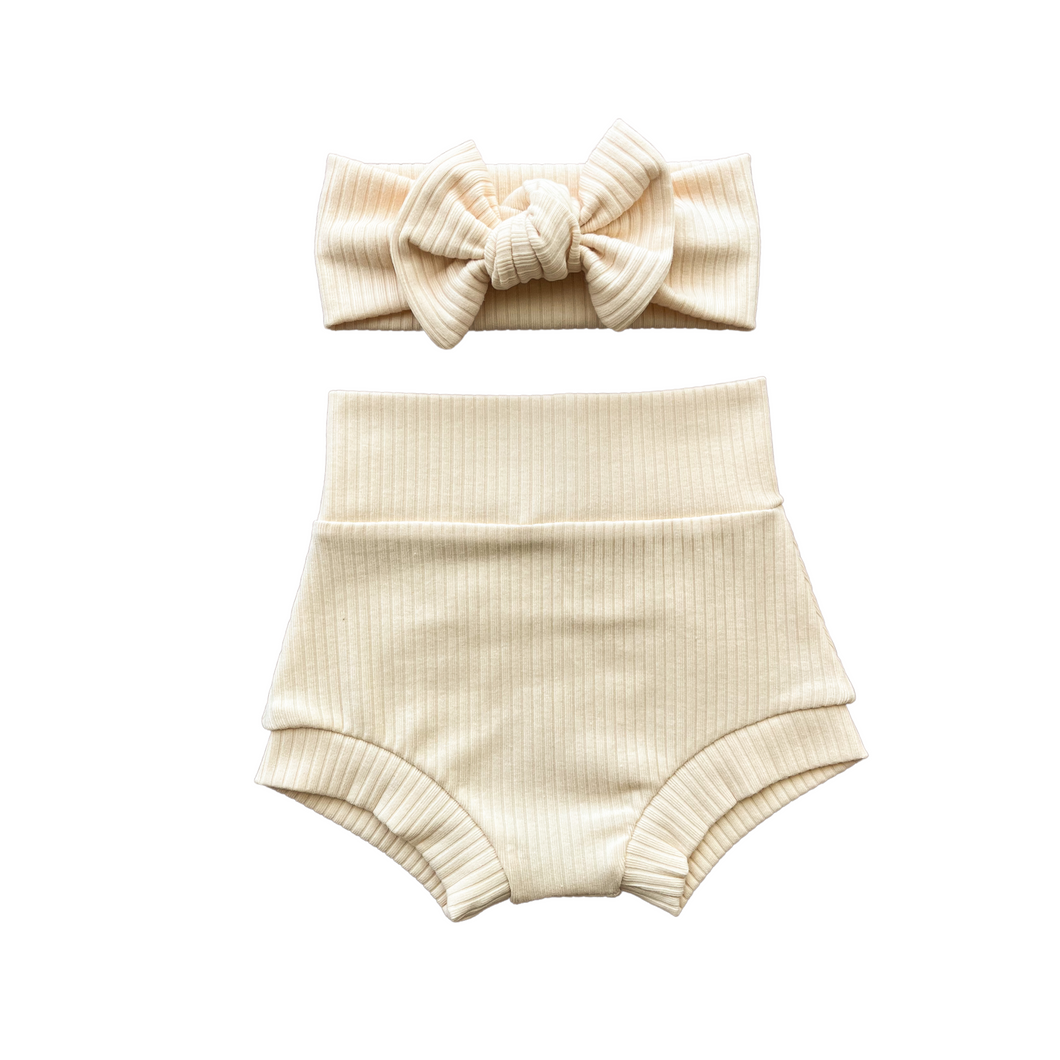 Cream Ribbed Bummies