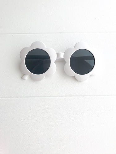 Vibe Sunnies - White