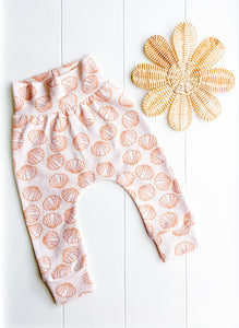 Peach Seashell Leggings