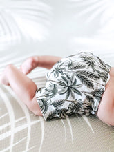 Load image into Gallery viewer, Tropical Palm Shorties